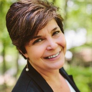 Meet your Posher, Debra